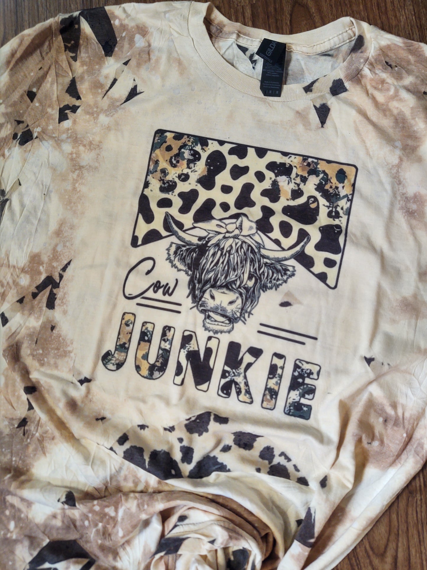 MEDIUM RTS Cowhide Junkie Bleached T-Shirt with Pressed Cow print Dye